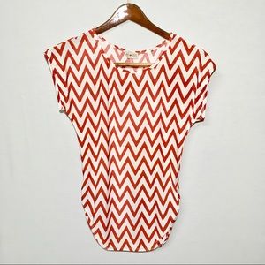 Free Kisses Blouse Red & White zigzag stripes L